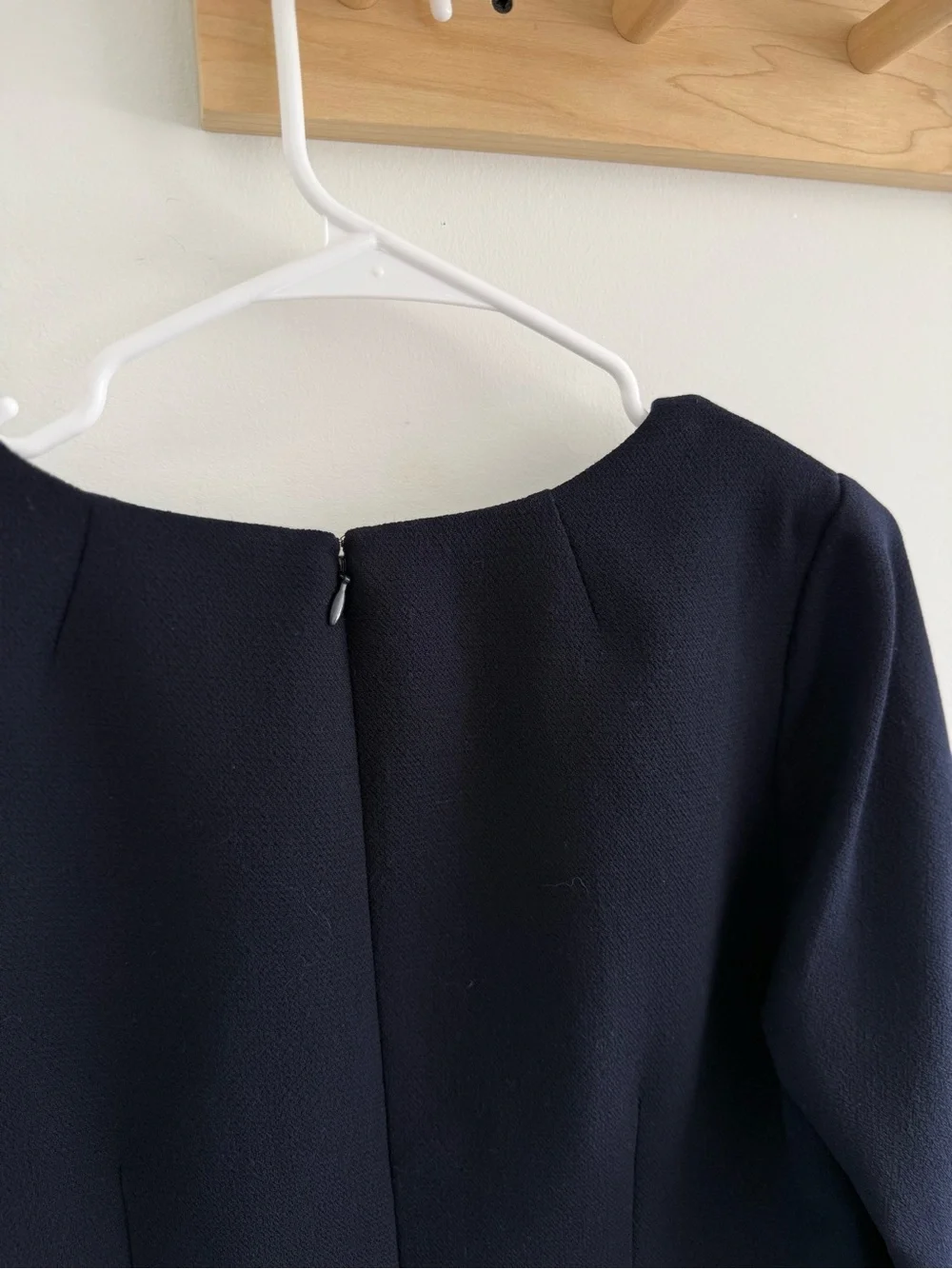J. Crew Wool Crepe V-Neck Shift Dress - 6 NWT - Picture 6 of 8